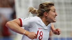 Anglická fotbalistka Ellen Whiteová oslavuje svj gól.