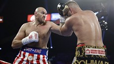 Tyson Fury (vlevo) boxuje s Tomem Schwarzem. Tyson Fury (vlevo) boxuje s Tomem Schwarzem.
