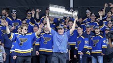 Craig Berube, trenér St. Louis, se Stanley Cupem Craig Berube, trenér St. Louis, se Stanley Cupem