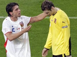 Petr ech a Zdenk Grygera na Euro 2008, obrnce utuje glmana po prohe s...
