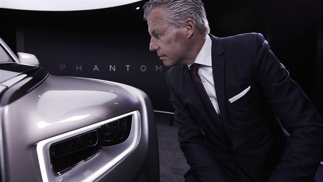 Torsten Müller-Ötvös, šéf značky Rolls-Royce