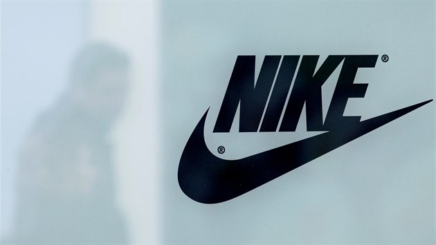 Nike plánuje po celém světě propouštět. Snižuje náklady, čelí konkurenci