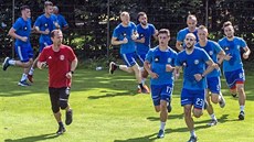 Tvrdá dřina olomouckých fotbalistů pod koučem Látalem. Tvrdá dřina olomouckých fotbalistů pod koučem Látalem.