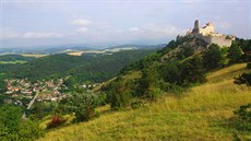 Čachtický hrad a Višňové Čachtický hrad a Višňové