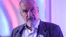 Čestný předseda TOP 09 Karel Schwarzenberg vystoupil v Břevnovském klášteře v... Čestný předseda TOP 09 Karel Schwarzenberg vystoupil v Břevnovském klášteře v...