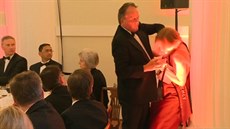 Greenpeace viní britského poslance z napadení aktivistky Greenpeace viní britského poslance z napadení aktivistky