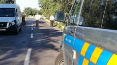 Cyklista vedoucí kolo podlehl zraněním po střetu s dodávkou u Bohuslavic nad... Cyklista vedoucí kolo podlehl zraněním po střetu s dodávkou u Bohuslavic nad...
