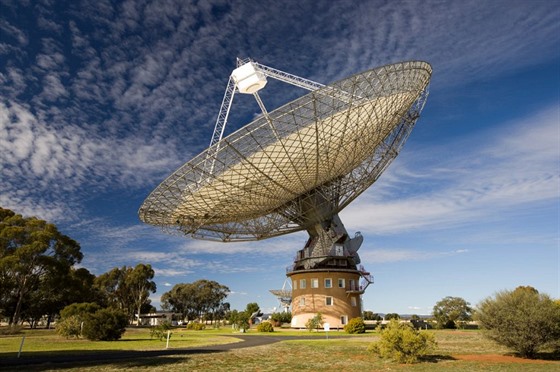 Na hledání mimozemských signál v rámci Breakhtrough Listen se podílel i radioteleskop Parkes v australském Novém Jiním Walesu. | foto: CSIRO Parkes 