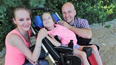 Michaela Kantorová s dcerou Michalkou a Jiří Vysocký, aktéři benefičního... Michaela Kantorová s dcerou Michalkou a Jiří Vysocký, aktéři benefičního...
