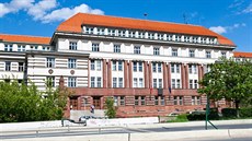 Nejvyšší soud v Praze a Vrchní státní zastupitelství. Nejvyšší soud v Praze a Vrchní státní zastupitelství.