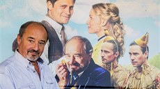 Viktor Preiss pózuje před plakátem k pohádce Hodinářův učeň (4. července 2019). Viktor Preiss pózuje před plakátem k pohádce Hodinářův učeň (4. července 2019).