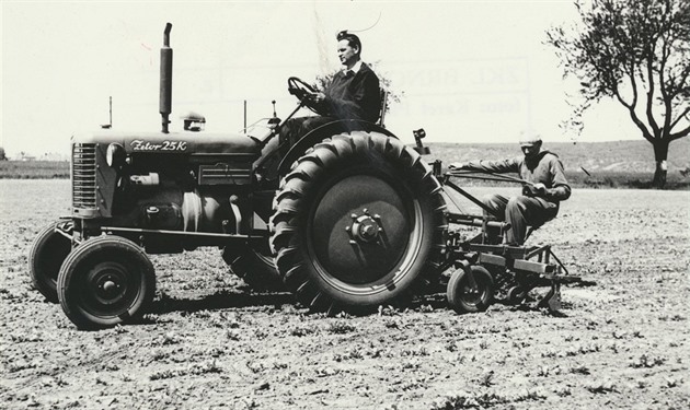 Zetor 25K byl zástupcem první série traktor, vyrobených Zbrojovkou Brno. Výkon...