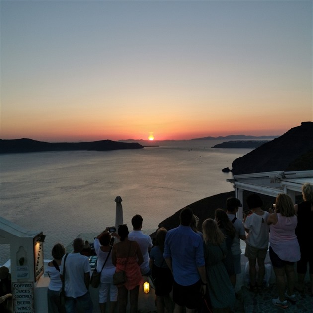 Západ slunce ve Fiře (Santorini)