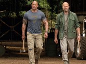 Prodloužená ruka spravedlnosti Luke Hobbs (Dwayne Johnson) a zběhlý Deckard...