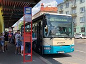 Kvůli integraci Příbramska se musely busy přesunout z obratiště Na Knížecí na...