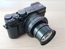 Panasonic Lumix DC-LX100M2