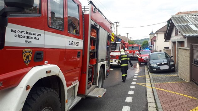 V obci Tma na Berounsku hoel rodinn dm. (9. ervence 2019)