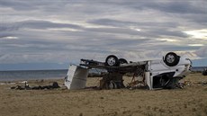 Na pláži na řeckém poloostrově Chalkidiki v noci na čtvrtek zemřeli dva Češi.... Na pláži na řeckém poloostrově Chalkidiki v noci na čtvrtek zemřeli dva Češi....