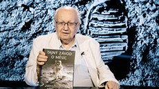 Novinář a dlouholetý propagátor vědy a výzkumu vesmíru Karel Pacner v pořadu... Novinář a dlouholetý propagátor vědy a výzkumu vesmíru Karel Pacner v pořadu...