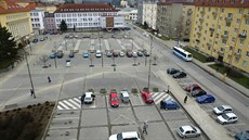 Část parkoviště na náměstí Republiky v Blansku. Část parkoviště na náměstí Republiky v Blansku.