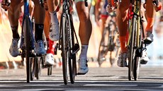 Nejsou ponožky cyklistů na Tour de France příliš dlouhé? Nepřinášejí... Nejsou ponožky cyklistů na Tour de France příliš dlouhé? Nepřinášejí...