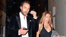 James Middleton s pítelkyní Alizee Thevenetovou (Londýn, 19. kvtna 2019)