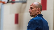 Luboš Bartoň v roli trenéra české osmnáctky Luboš Bartoň v roli trenéra české osmnáctky