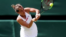 Return Barbory Strýcové v semifinále Wimbledonu. Return Barbory Strýcové v semifinále Wimbledonu.