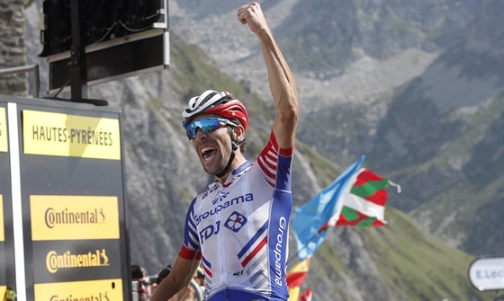 Francouzský cyklista Thibaut Pinot se raduje z vítzství ve 14. etap Tour de...