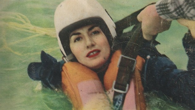 Collete Duval v roce 1956 . Collete Duval v roce 1956 .