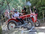 Traktoriáda se v Žebnici na Plzeňsku uskutečnila letos již po sedmnácté. Jak 66... Traktoriáda se v Žebnici na Plzeňsku uskutečnila letos již po sedmnácté. Jak 66...
