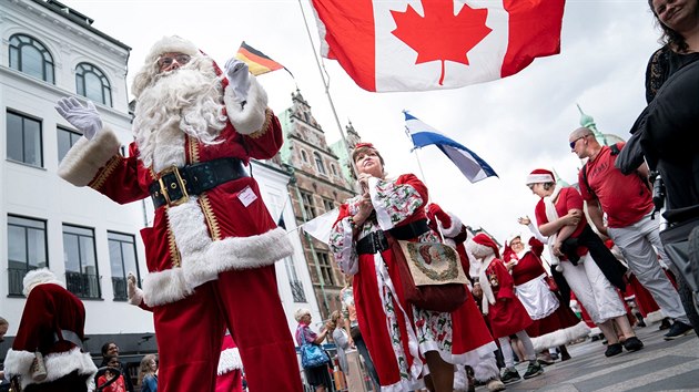 Santa Clausov z celho svta se sjeli na kadoron kongres do dnsk Kodan. (22. ervence 2019)