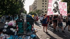 Protest íman proti váznoucímu úklidu odpadk (9.7.2019)