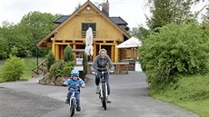 V PŘÍRODĚ. Bývalá mistryně světa v cyklistice na dráze Lada Usnulová si... V PŘÍRODĚ. Bývalá mistryně světa v cyklistice na dráze Lada Usnulová si...