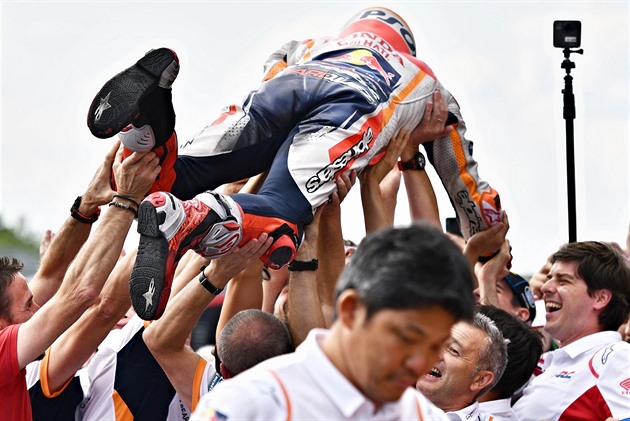 Závod MotoGP v Brn vyhrál panl Marc Márquez.
