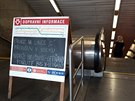 V úseku Nádraží Holešovice-Letňany na trase C je přerušen provoz metra. Dopravní podnik poslal do terénu náhradní autobusovou dopravu X-C. V úseku Nádraží Holešovice-Letňany na trase C je přerušen provoz metra. Dopravní podnik poslal do terénu náhradní autobusovou dopravu X-C.