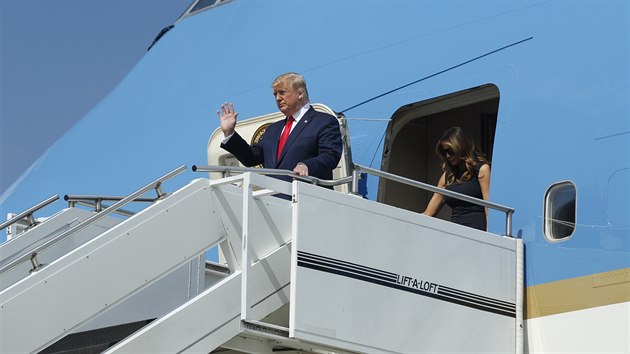 Prezident Donald Trump a prvn dma Melanie Trumpov pi pletu do msta Dayton v stt Ohio (7. 8. 2019).