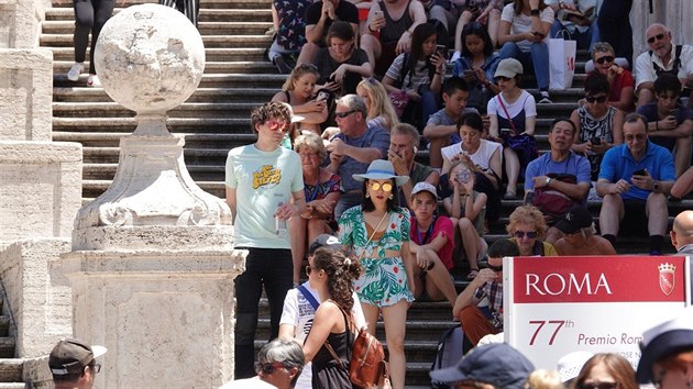 msk mstsk policie zakzala sedt na panlskch schodech, kter stoupaj z nmst Piazza di Spagna. (7. srpna 2019)