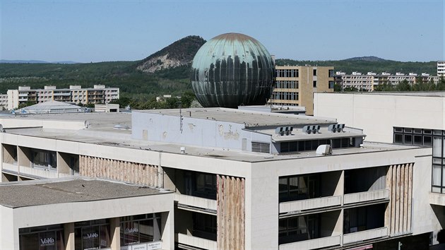 Kdysi modern centrum msta Most, pohled z magistrtu