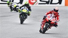 Jezdec Ducati Team Andrea Dovizioso během kvalifikace MotoGP v Brně. Jezdec Ducati Team Andrea Dovizioso během kvalifikace MotoGP v Brně.