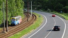 Tramvajová linka spojuje Most a Litvínov. Tramvajová linka spojuje Most a Litvínov.
