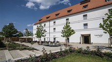 Hotel Lotrinský ve Velkých Pavlovicích vznikl ze staré barokní sýpky, kterou... Hotel Lotrinský ve Velkých Pavlovicích vznikl ze staré barokní sýpky, kterou...