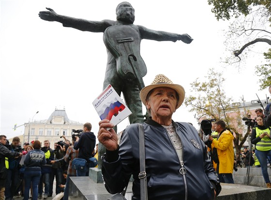 Liberální opozice se tentokrát rozhodla pro individuální tiché protesty u...