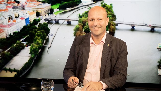 Pražský zastupitel Petr Hlubuček (STAN) v diskusním pořadu Rozstřel. Pražský zastupitel Petr Hlubuček (STAN) v diskusním pořadu Rozstřel.