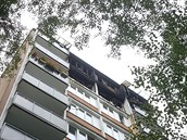V panelovém domě na libereckém sídlišti Králův Háj kolem čtvrté hodiny ráno... V panelovém domě na libereckém sídlišti Králův Háj kolem čtvrté hodiny ráno...