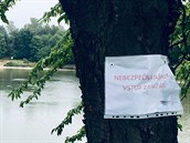 Cedule ve Vinoři