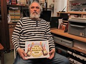 Tomáš Milich se svou knihou, která jako jediná mapuje někdejší rockovou scénu... Tomáš Milich se svou knihou, která jako jediná mapuje někdejší rockovou scénu...