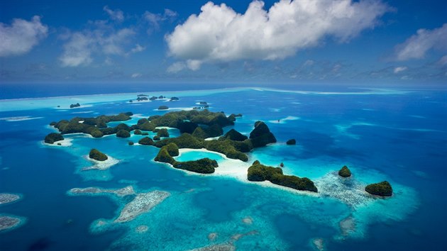 Federativn stty Mikronsie se rozkldaj na vce ne esti stovkch ostrov