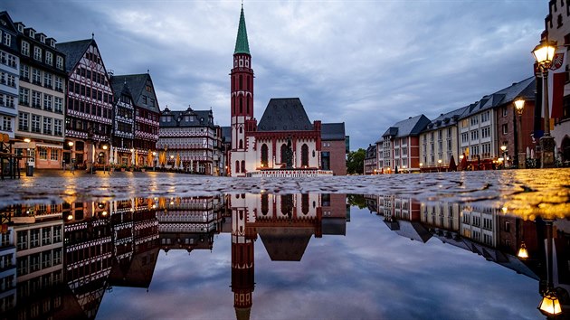 Kalu na frankfurtskm nmst Rmerberg  po vydatnm deti (15. srpna 2019).