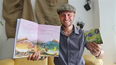 Kapříka Matlíka, hrdinu čtyř dílů oblíbené dětské knížky, dvaatřicetiletý... Kapříka Matlíka, hrdinu čtyř dílů oblíbené dětské knížky, dvaatřicetiletý...